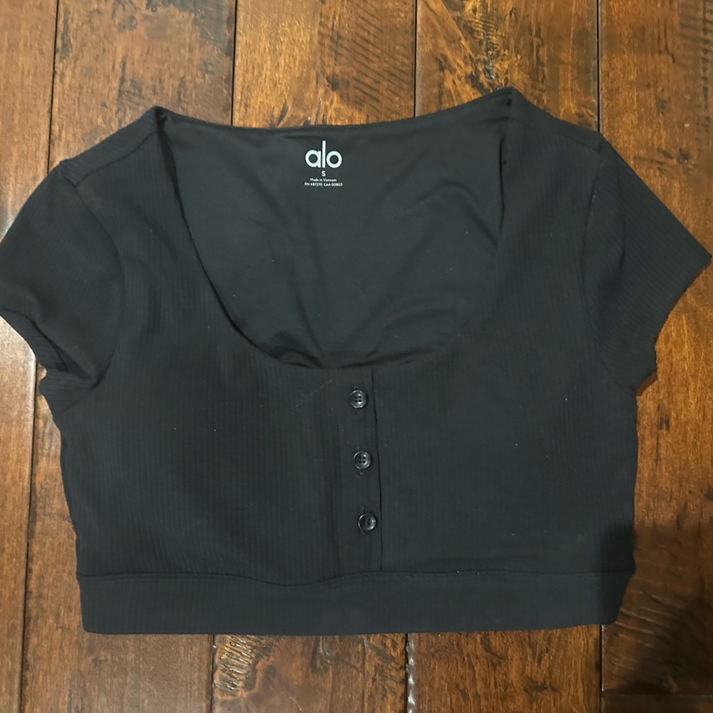 ALO Yoga Black Crop Top with padded size s